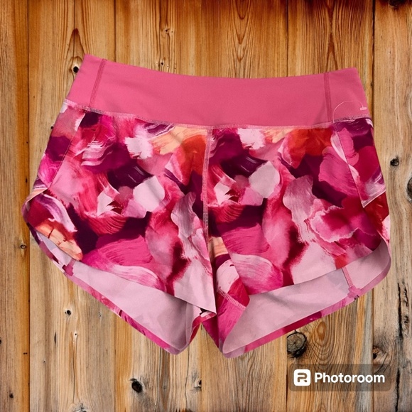 Athleta Pants - NWOT! Athleta Running Shorts Size Medium in Bright Pink